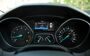 2012-Ford-Focus-Titanium-5-door-speedometer-2